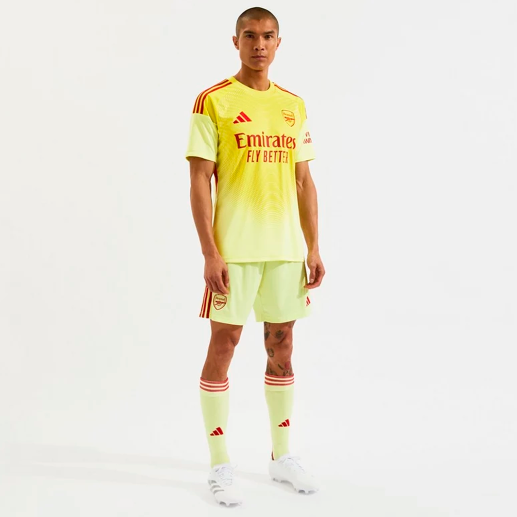 Camisa Arsenal 2025/26 Goleiro – Torcedor