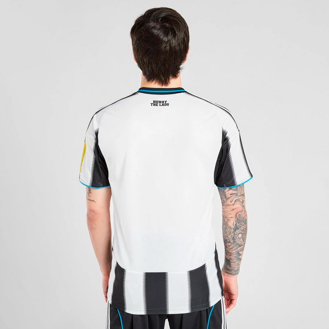 Camisa Newcastle United 2025/26 Home – Torcedor