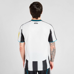 Camisa Newcastle United 2025/26 Home – Torcedor