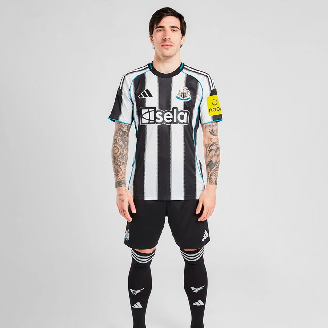 Camisa Newcastle United 2025/26 Home – Torcedor
