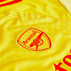 Camisa Arsenal 2025/26 Goleiro – Torcedor