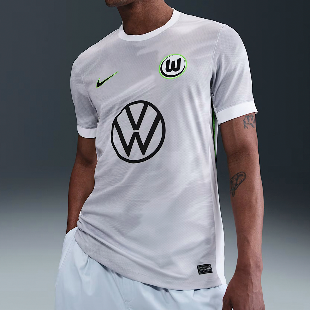 Camisa Wolfsburg 2025/26 Away – Torcedor
