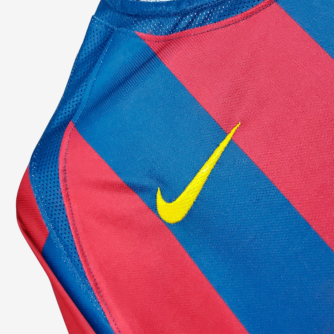 Camisa Barcelona 2005/06 Home UCL – Retrô