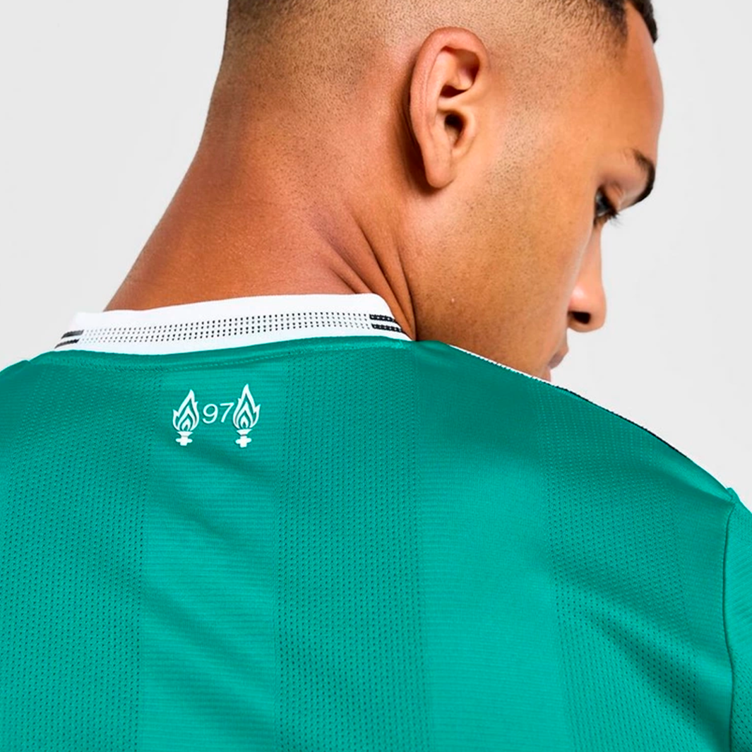 Camisa Liverpool 2025/26 Third – Jogador