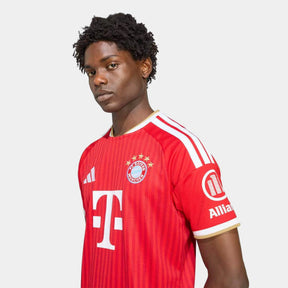 Camisa Bayern de Munique I 2026/27 Torcedor Masculino